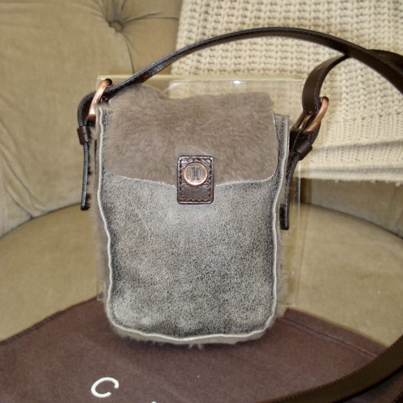 VTG Auth CELINE Iconic Triomphe CE00/22 Shearling Mini Crossbody Bag - Picture 2 of 9